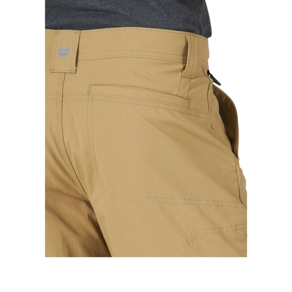 NWT Wrangler Big Men's Outdoor Performance Utility Short, Elmwood, Size 46 - Picture 9 of 12